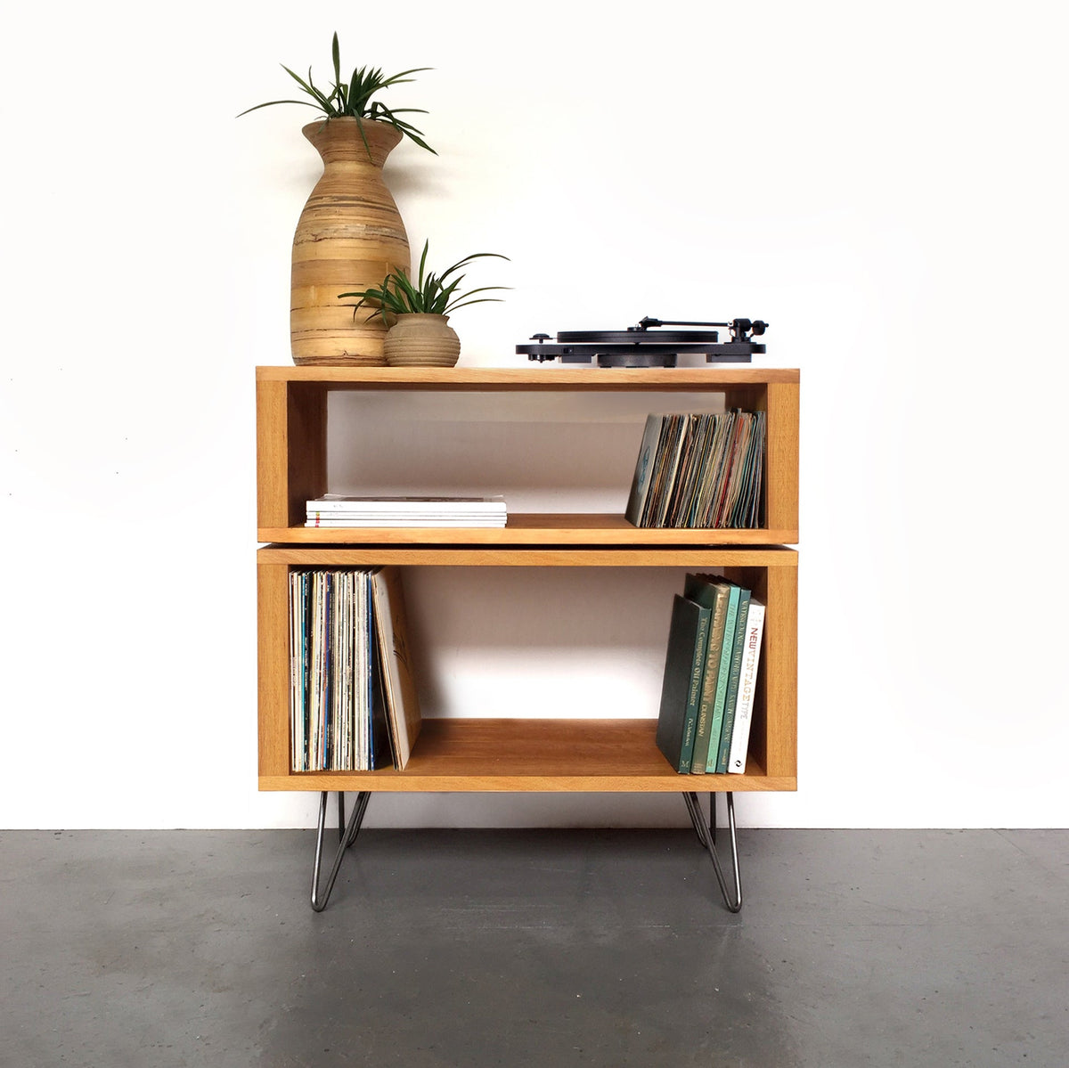 Meuble Platine Tall Stack - Bois Massif, Pieds Épingle